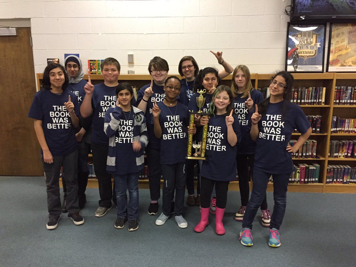 Battle of the Books Team Photo for 2017